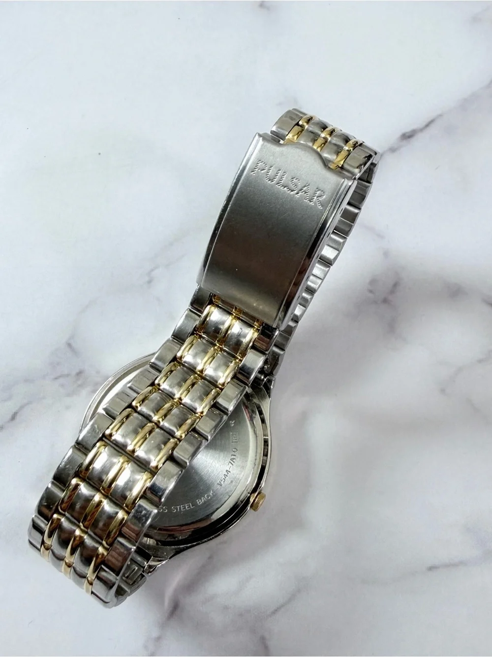 Vintage 1990s Pulsar 36mm Quartz Watch Day Date Two Tone Black Dial Wrist Watch